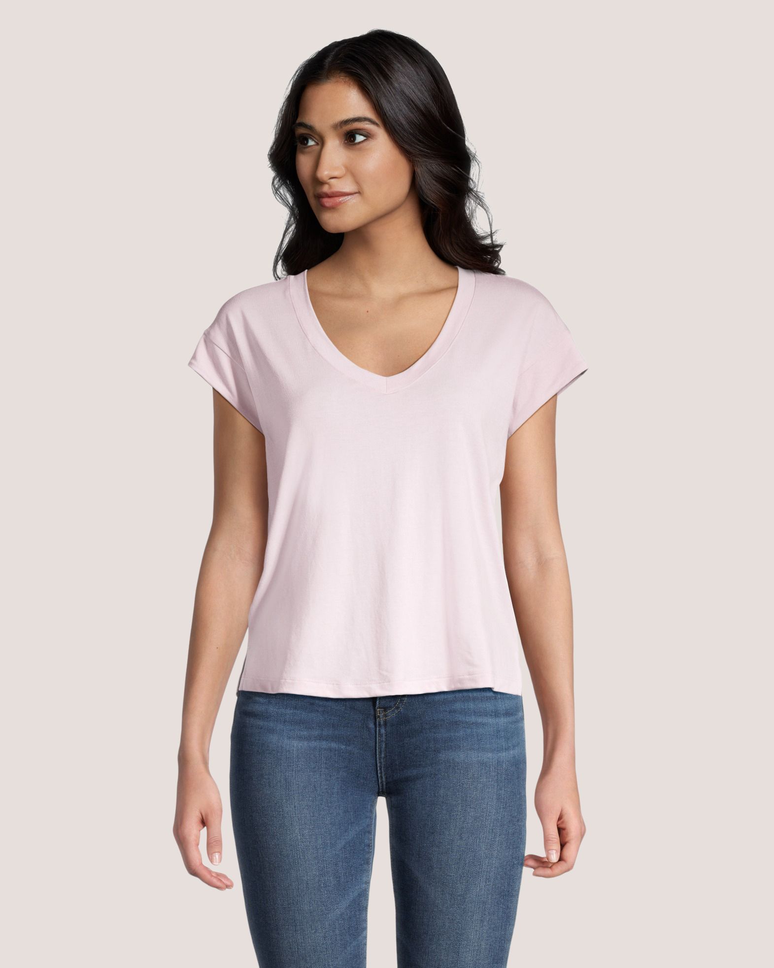 columbia-women-s-v-neck-daniela-falls-t-shirt-ca1eeccb-b7e7-40d5-b408-046b1422b484-jpgrendition