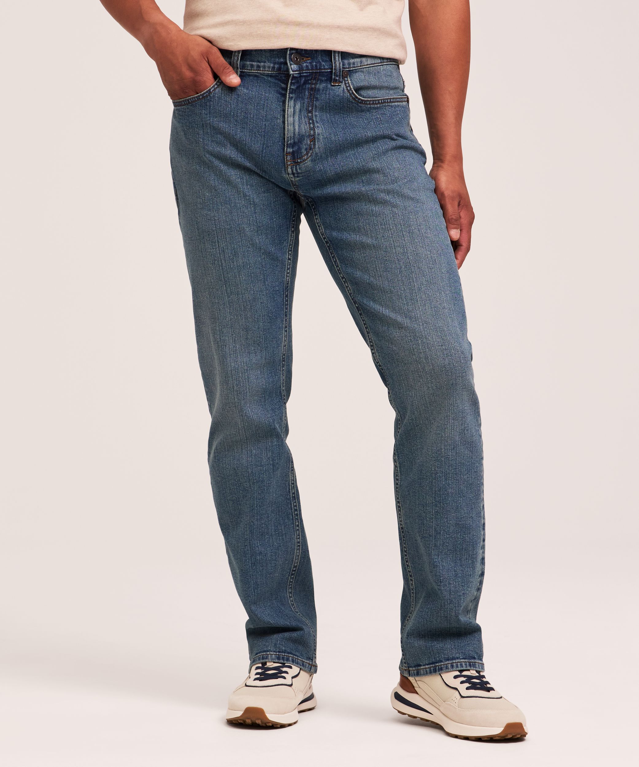 denver-hayes-men-s-value-stretch-straight-fit-jeans-fd9ac529-bd3d-4987-bc47-d2a52fb14480-jpgrendition