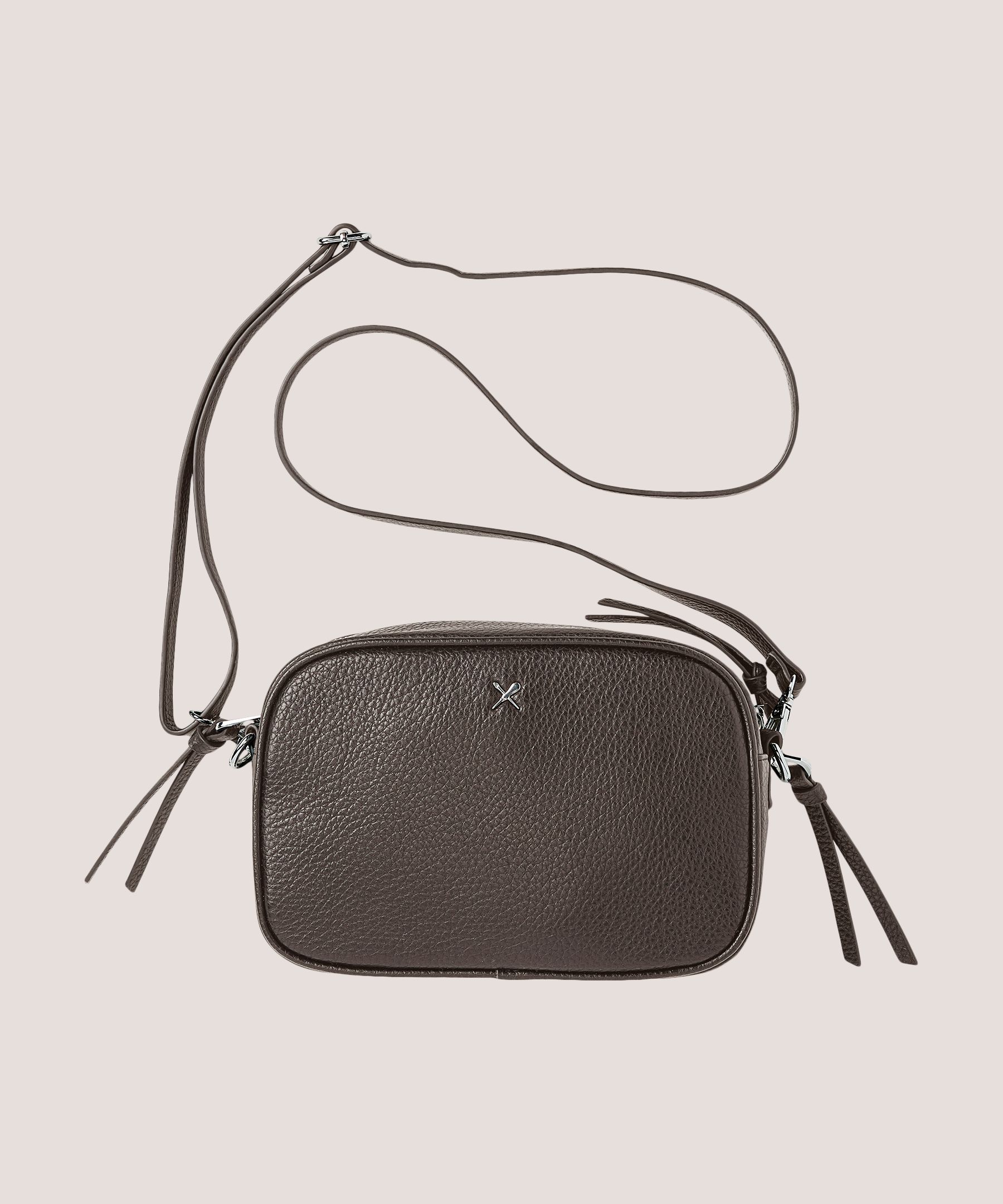 dh-boxibelle-square-crossbody-bag-5652fa18-19e8-4b82-bad4-999cf718fb76-jpgrendition