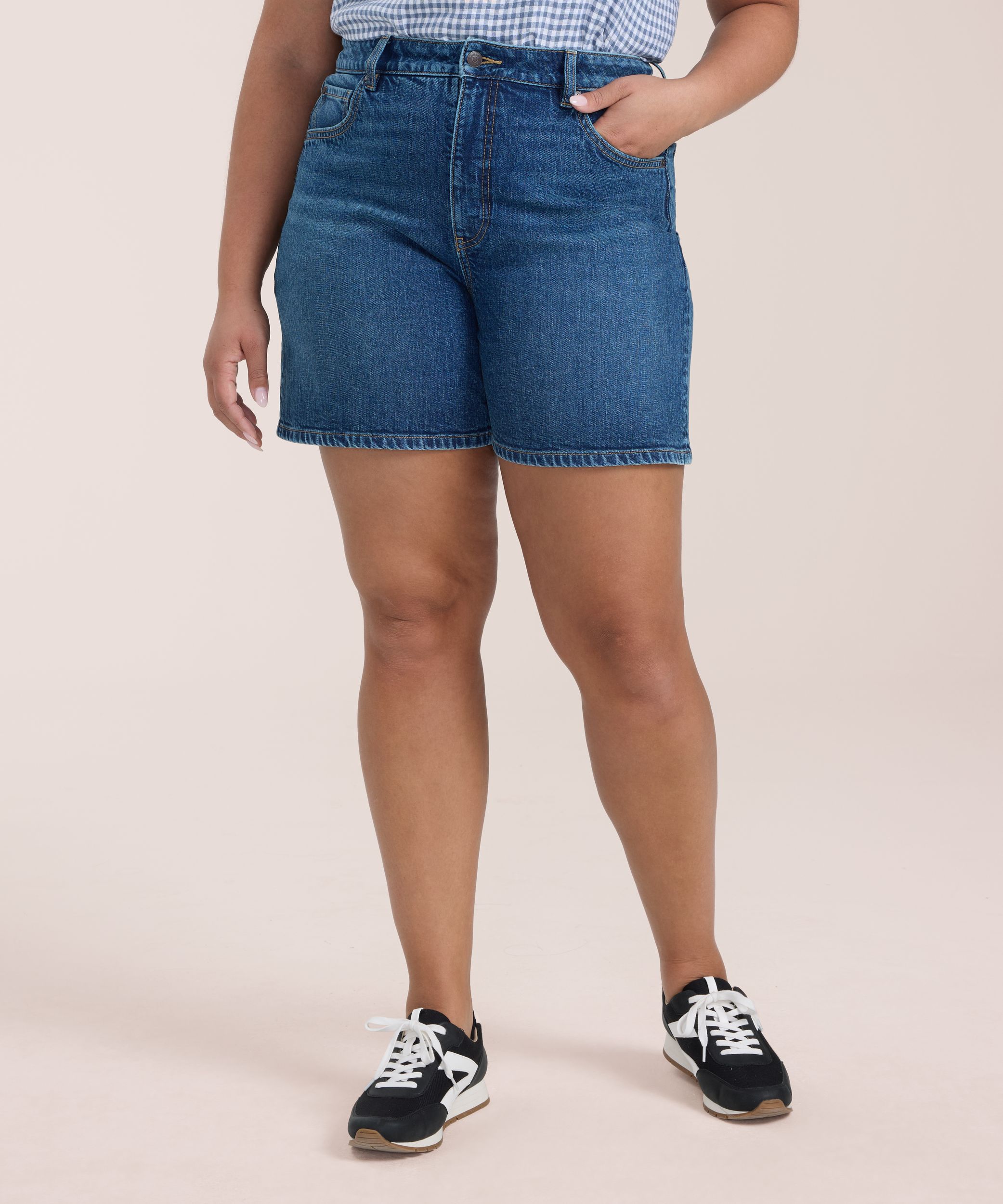 dh-mr-loose-short-dsw-ff392a9f-4d9d-47ae-bb36-3baefb7d98ab-jpgrendition