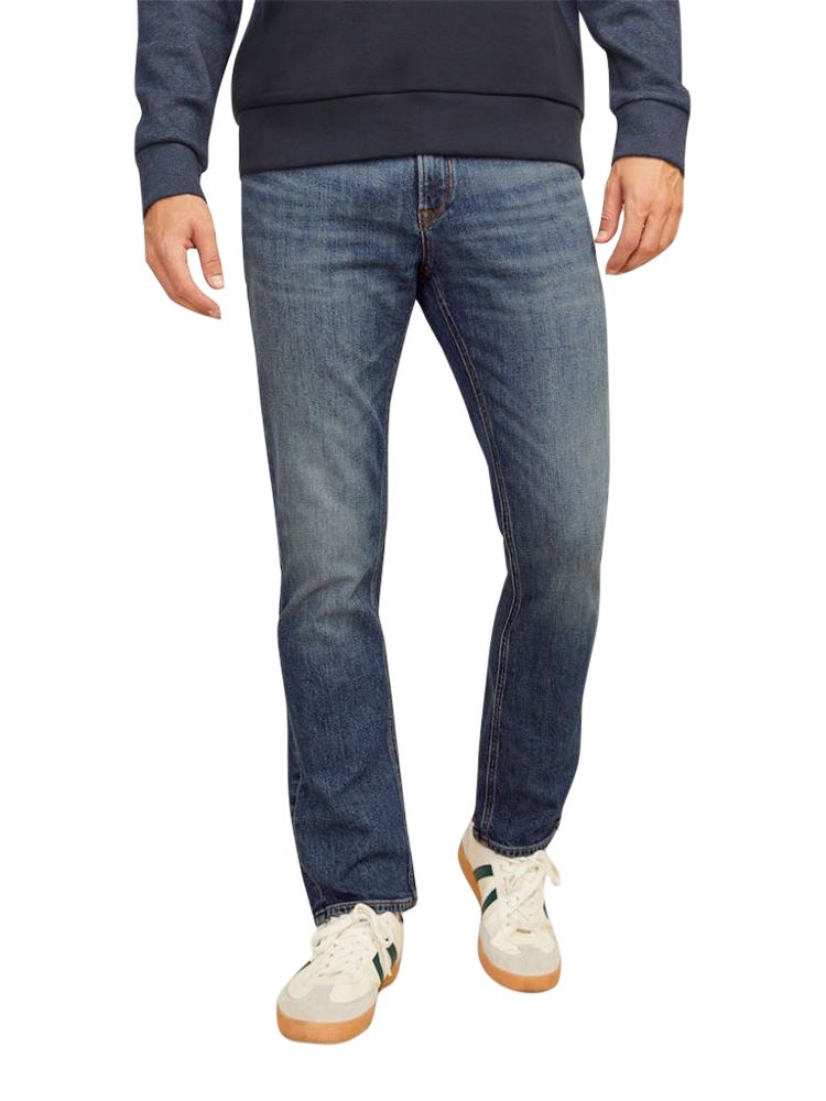 jackjones-clark-regular-fit-jeans-mdwash-a36a8c16-8b6b-4995-aeba-98e1ad54766c-jpgrendition