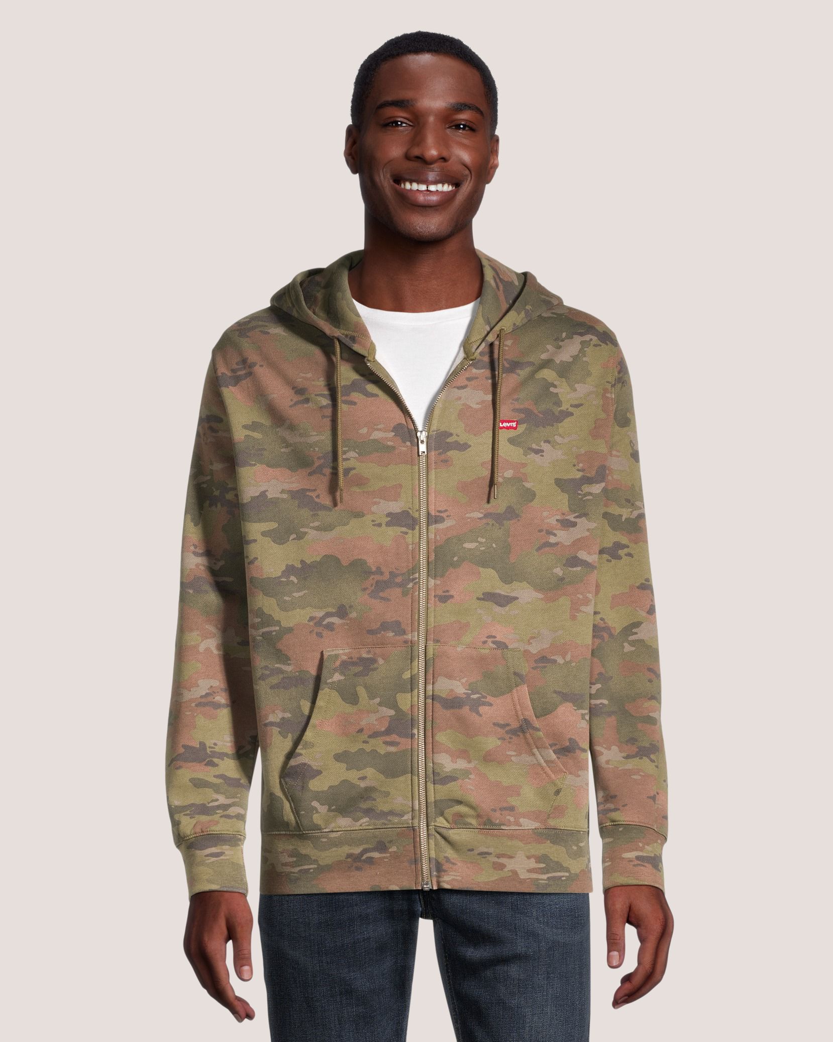 levi-s-men-s-boxy-full-zip-hoodie-015d2f88-8fe8-4e1d-b327-0b1802f1ea3d-jpgrendition