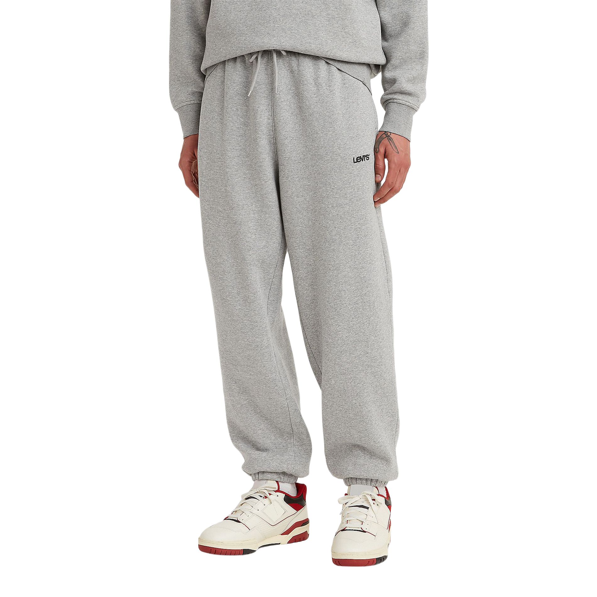 levi-s-men-s-everyday-essentials-logo-relaxed-fit-fleece-surf-pants-eafef720-562a-403c-b487-58019436b63a-jpgrendition