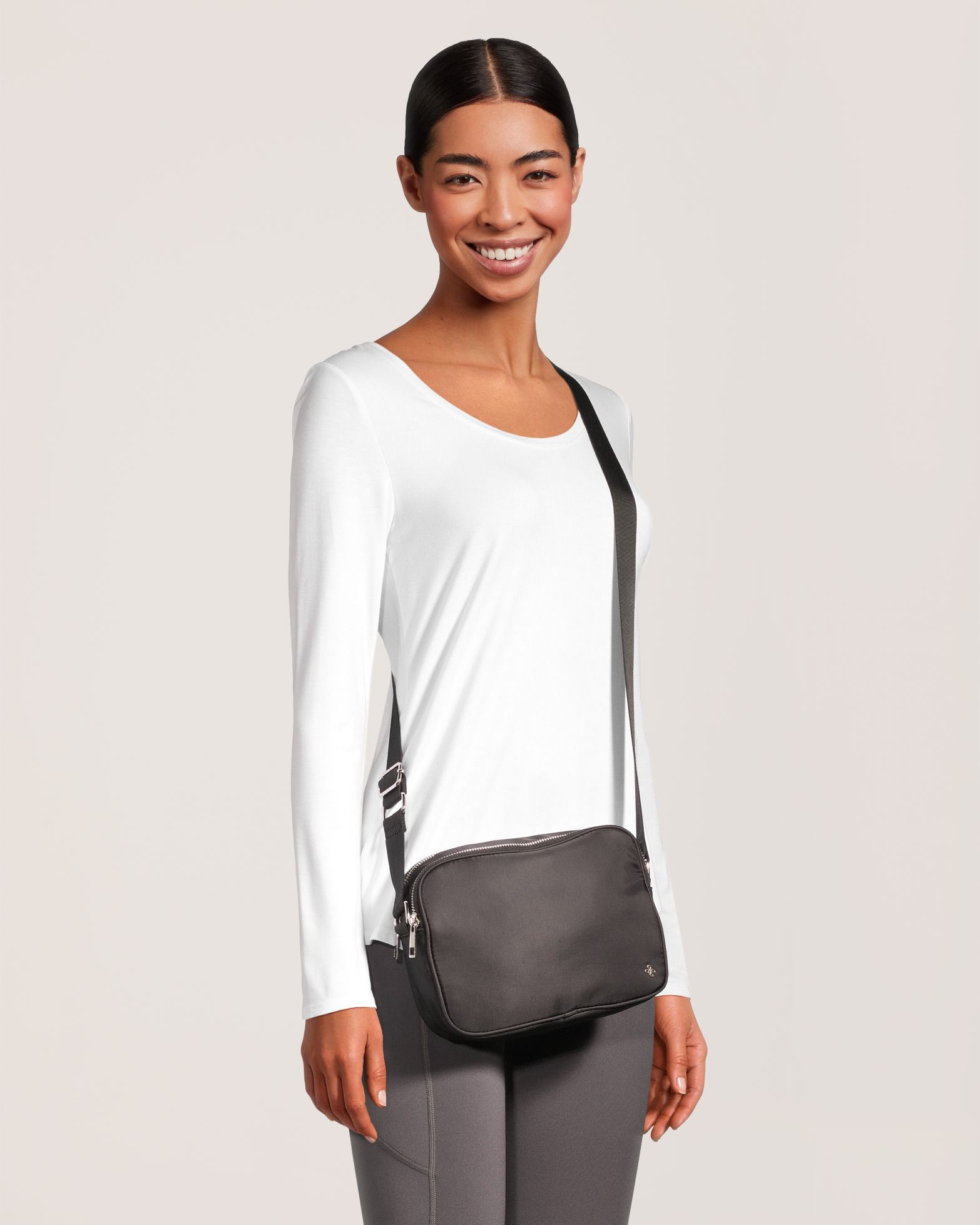 shambhala-camera-crossbody-bag-44e71a0b-ee37-43e8-bdcf-f1591eff0d39-jpgrendition